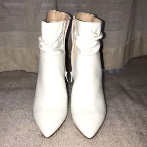 NWT! XOXO - White Ankle Booties!✨